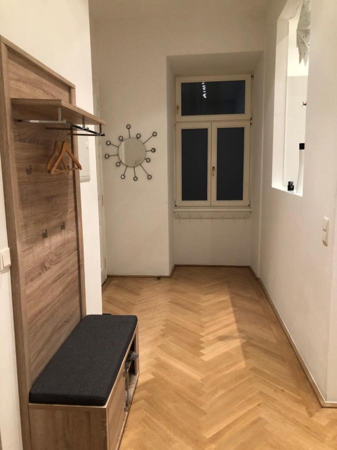 Quiet Apartment Next To Belvedere & Central Station Wenen Buitenkant foto