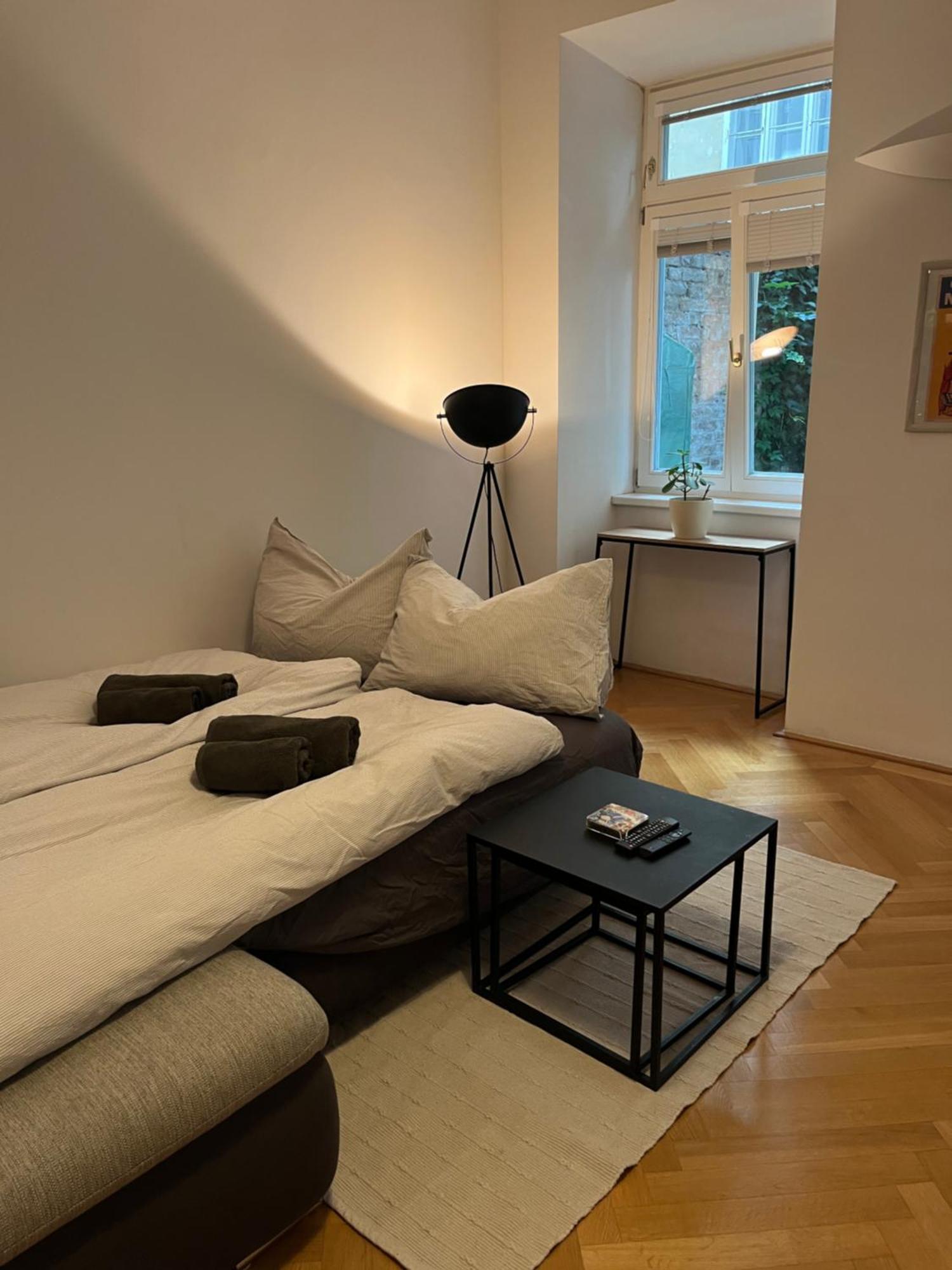 Quiet Apartment Next To Belvedere & Central Station Wenen Buitenkant foto